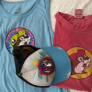 Bundle BUCEES Colorful Graphic Hat, Tank, T-shirt, Medium